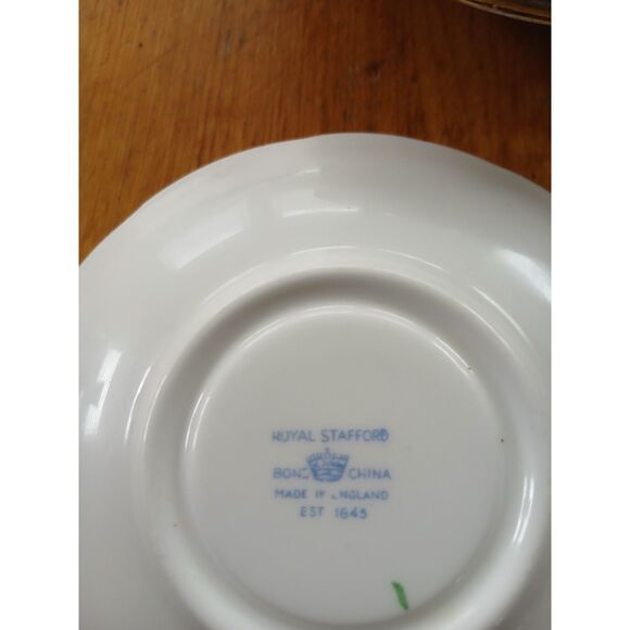 Royal Stafford Robertson Clan Tartan Teacup & Saucer Scottish Crest Heather - Picture 3 of 4